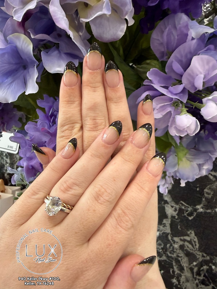 Lux Nail Bar